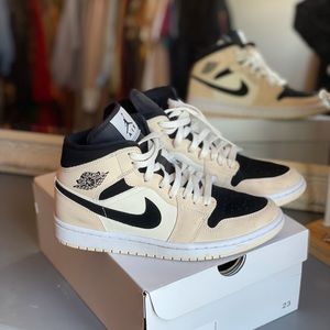 Air Jordan 1 Mid - Guava Ice and Black